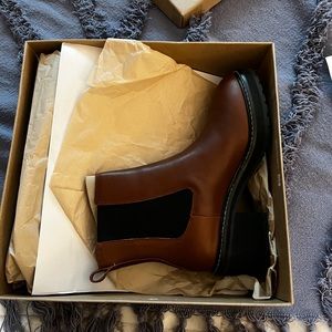 Madewell The Bradley Chelsea Lugsole Boot